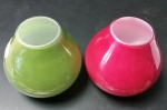 Vasen 2 Stück im grünen und rotem Deko aus Glas